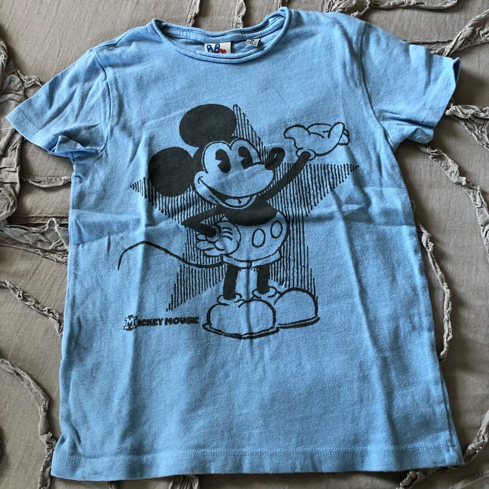Junk food for Target Mickey Mouse Tee Small